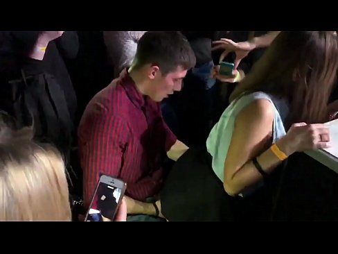 ❤️ Tena firaisana ara-nofo ao amin'ny boîte de nuit rosiana. Tovovavy Rosiana 18 taona tao amin'ny anus sy fivaviana nijangajanga tao amin'ny trano fandihizana Sluts amin'ny mg.pornmega.ru ️❤